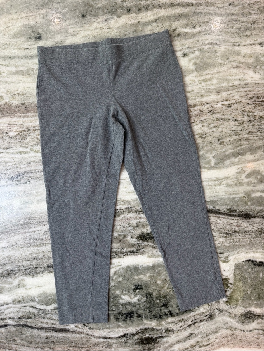 Express Grey Stretch Knit Cropped Cotton Leggings Pants
Medium